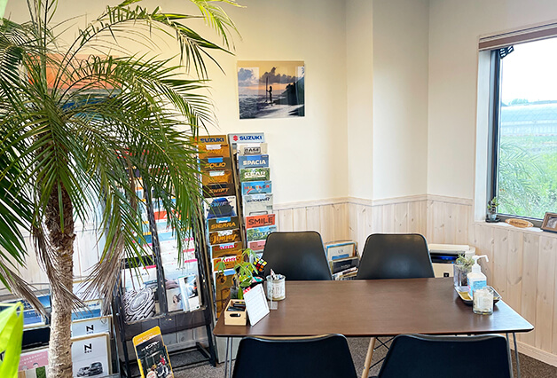 アジアオートの外観