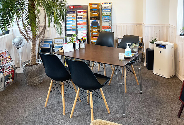 アジアオートの外観